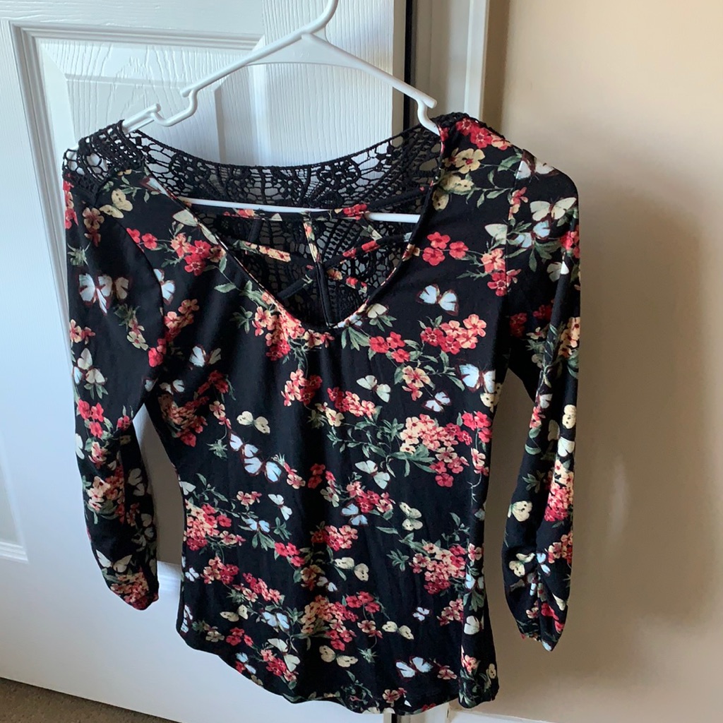 Brand New Top Girl Clothes